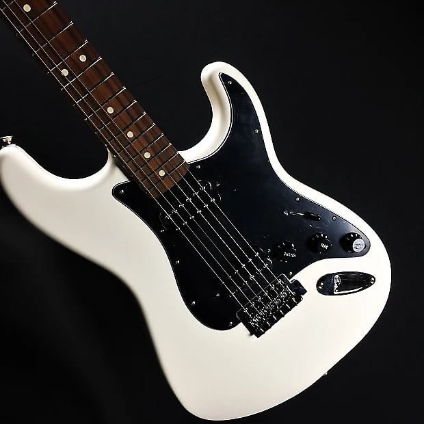 Fender Standard Stratocaster HH 2014 - 2017 image 1