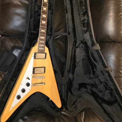 Lefty Riffs Flying V - Natural - Light Relic - Left Handed for sale