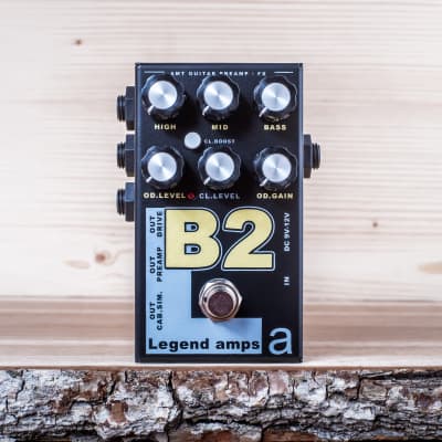 AMT B2 — 2 channels guitar preamp/distortion pedal (Bogner