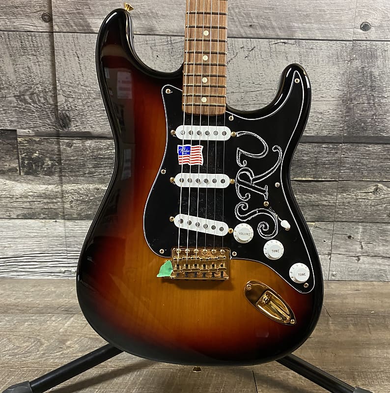 Fender Stevie Ray Vaughan Signature Stratocaster | Long