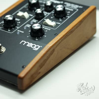 Moog Moogerfooger MF-104Z Analog Delay | Reverb Canada