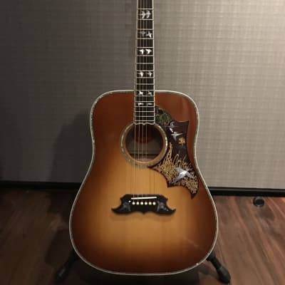 Gibson Dove in Flight Red for sale