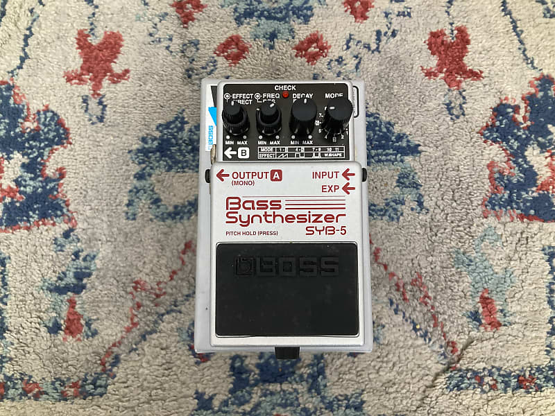 Boss SYB-5 BASS SYNTHESIZER