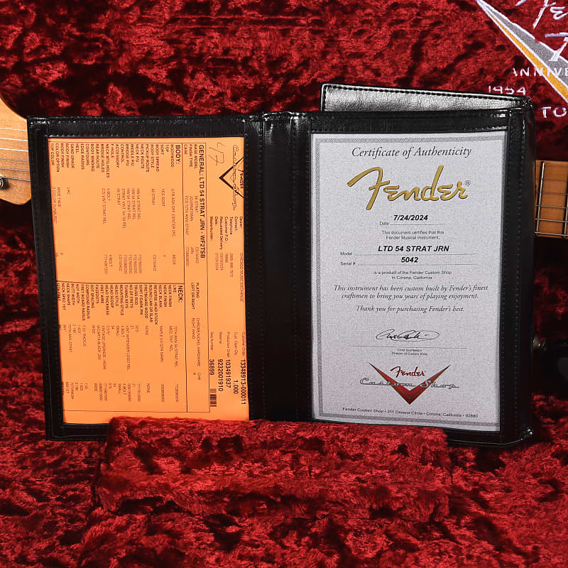 Fender Custom Shop LTD 70th Anniversary 1954 Stratocaster Fender Custom Shop LTD 70th Anniversary 1954 Stratocaster