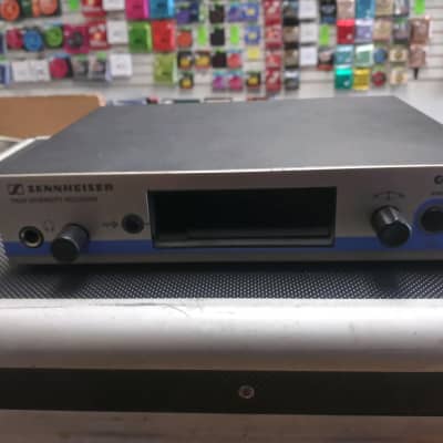 Used Sennheiser EW500-G3 Wireless Microphone System w/Hard Case - 2010s - Silver image 1