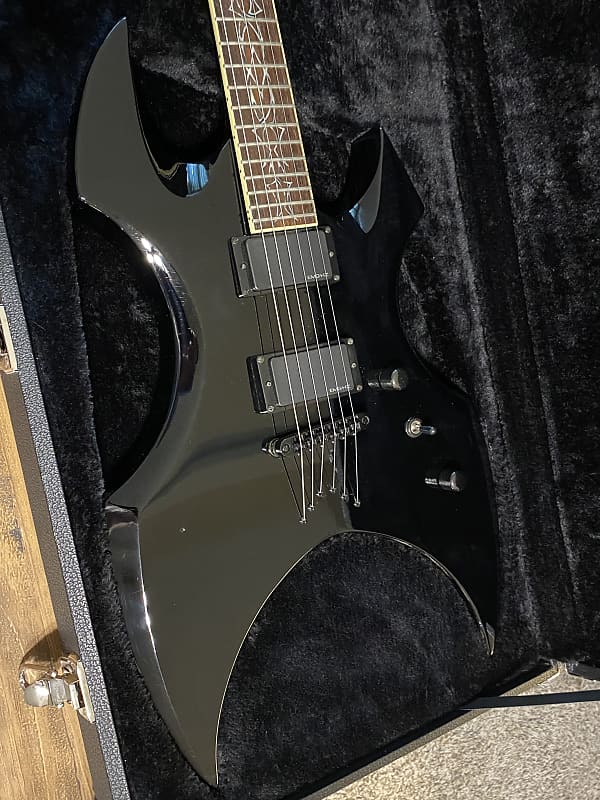 Esp Ltd AX-350 tribal w/OHSC Max Cavalera AX-350 tribal