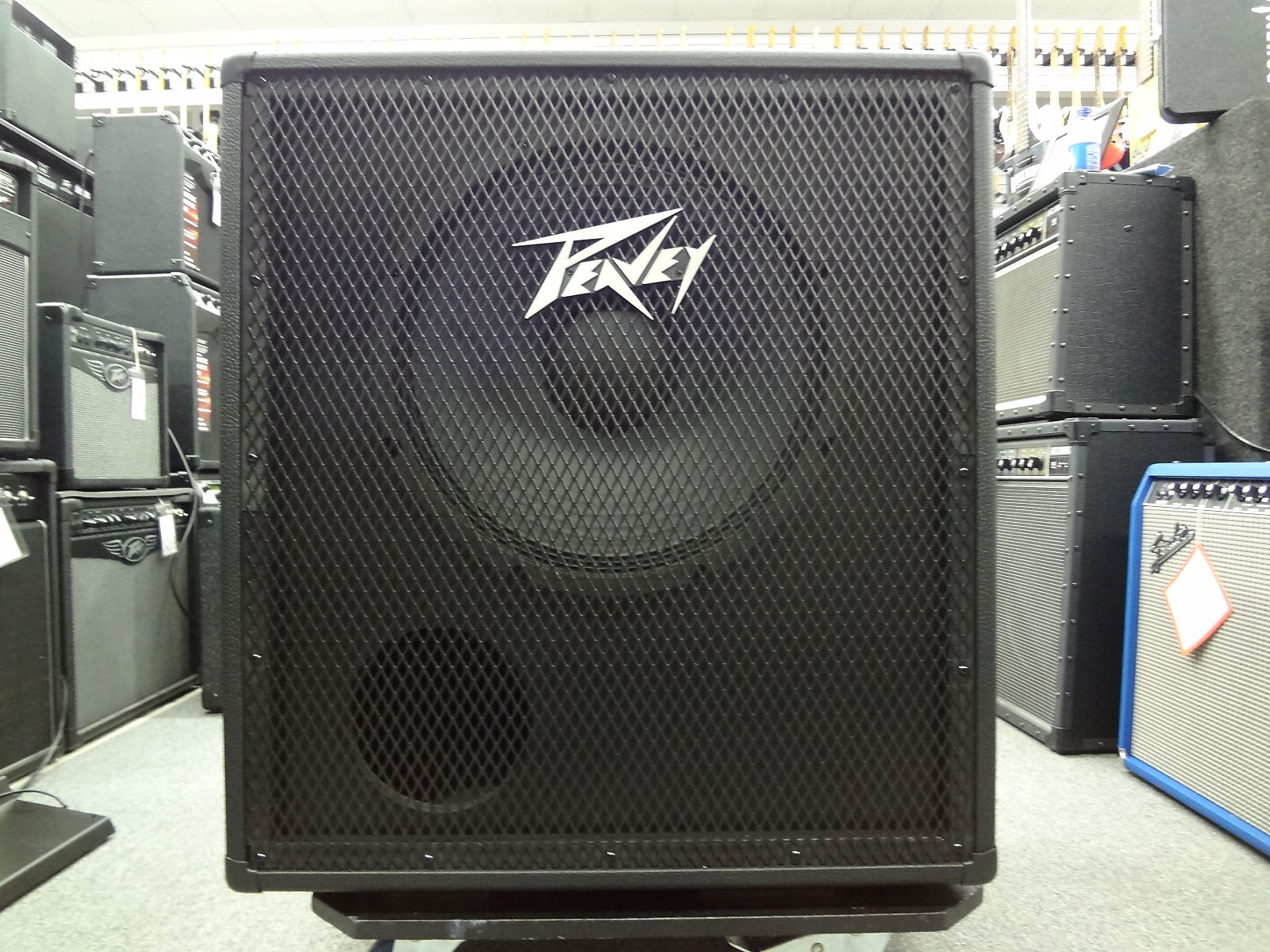 Peavey 1x15 bass cab 2025