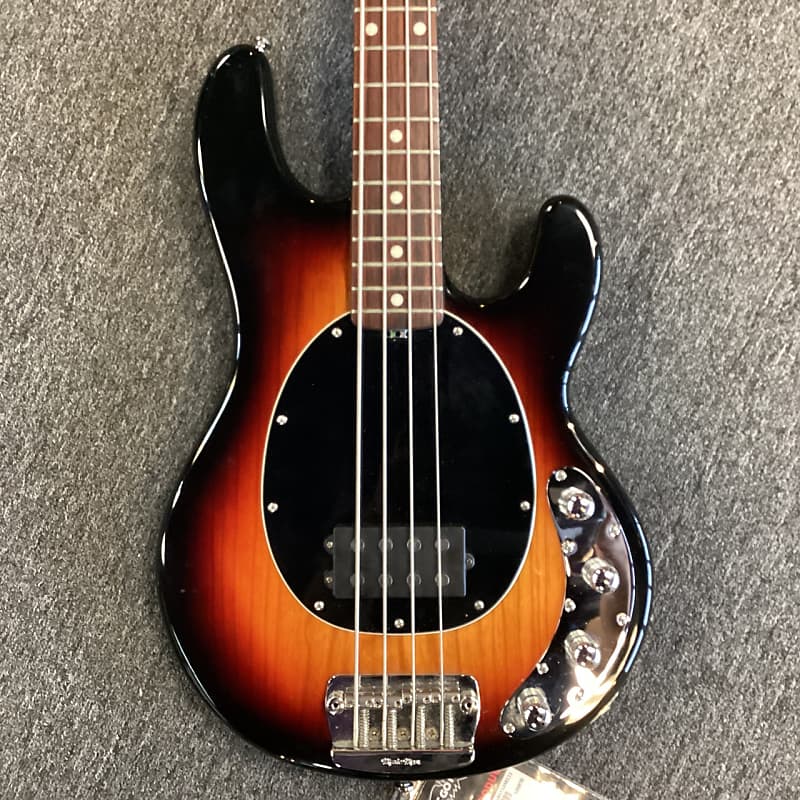 Music Man USA S.U.B. Series StingRay Satin Black 2003