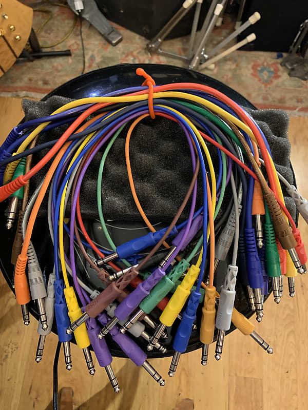 Lot of Hosa Technology & AVLink High Performance Stereo Patch Cord Lot-Multicolored image 1