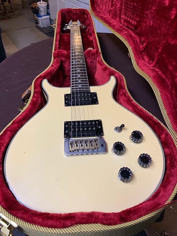 Washburn Falcon 1983 Cream | Reverb