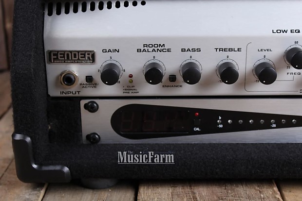 Fender® 400 PRO Electric Bass Guitar Amplifier Head Amp with