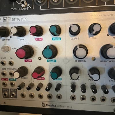 mutable instruments Elements 物理音源モジュラー