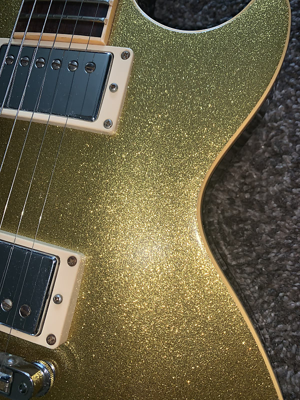 2000 Gibson Les Paul Standard Millennium Edition Gold