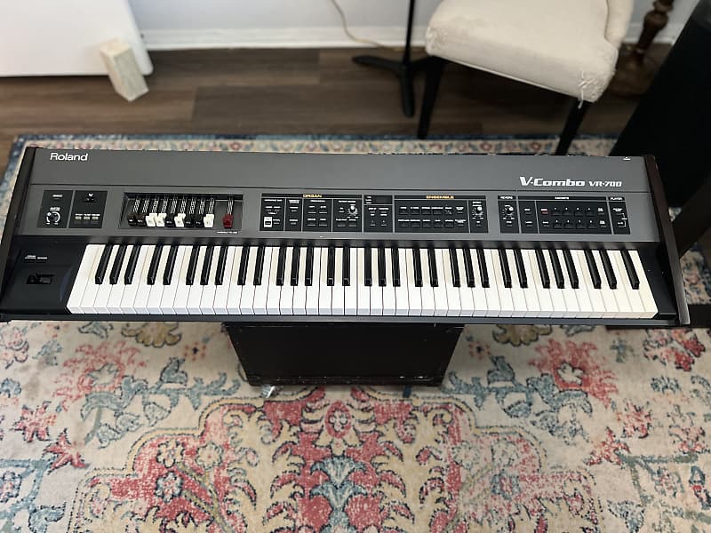 Roland VR-700 76-Key V-Combo Organ | Reverb