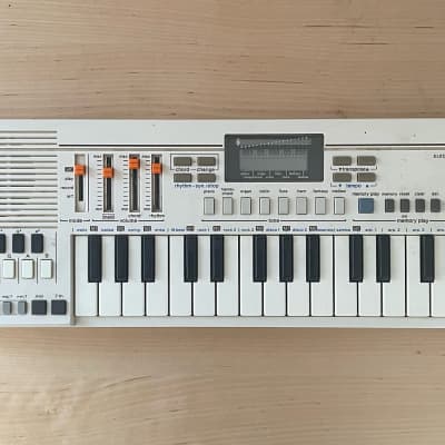 Casio PT-30 31-Key Mini Synthesizer | Reverb