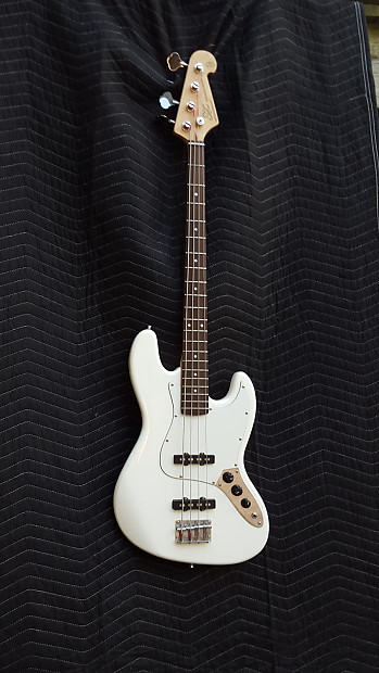 Sx Vintage Series SJB62/OWH Olympic White 4-string Bass | Reverb
