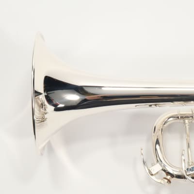 Yamaha Model YTR-8335IIS 'Xeno' Professional Bb Trumpet SN 572220 GORGEOUS image 9