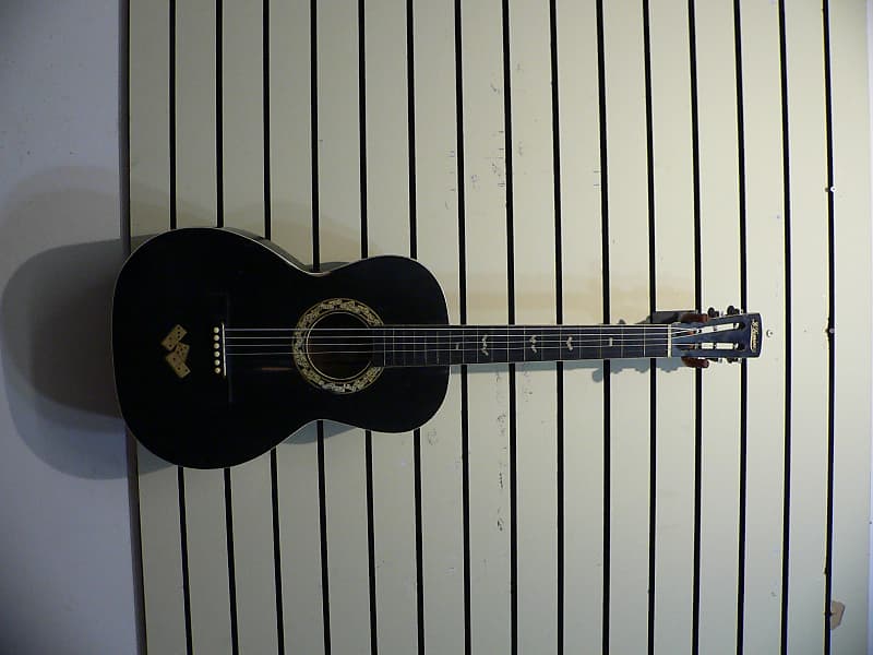 Le Domino parlor guitar 1928 black image 1