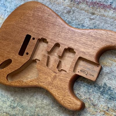 All-Natural Series: Light African Mahogany Strat (Woodtech, USA) Finished in Linseed Oil & Beeswax image 8