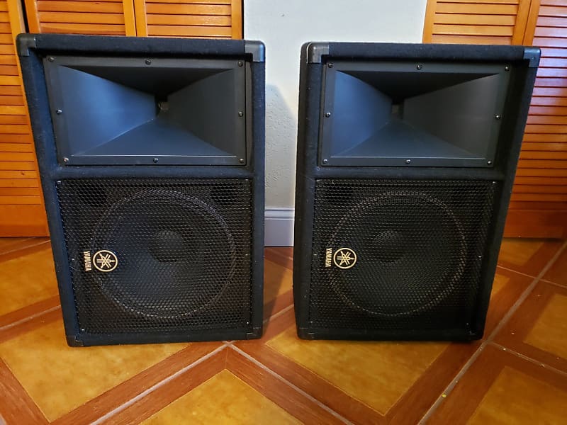 Yamaha SM12V 350W 12-inch Club V Series Floor Monitor (Pair