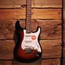 Squier Affinity Series Stratocaster Electric Guitar, Laurel Fingerboard, 3-Color Sunburst