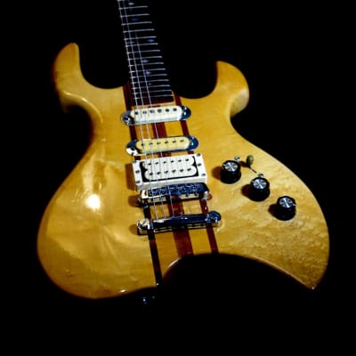 LADO R-1 1985 Natural Maple.  Beautiful Guitar.  Great player. UBER RARE. image 3