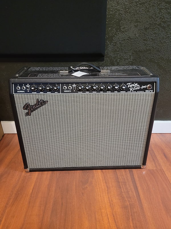 Fender 