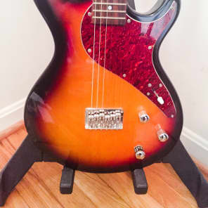 LINE6 Variax 500 サンバースト モデリングギター 中古 Line 6 Variax 500 Sunburst | Reverb