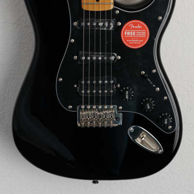 Squier Classic Vibe '70s Stratocaster HSS - Black image 2