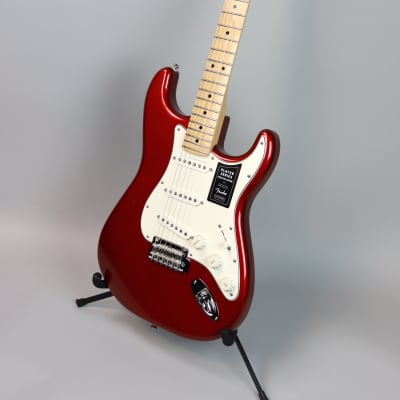 Fender Player Stratocaster MN Candy Apple Red image 9