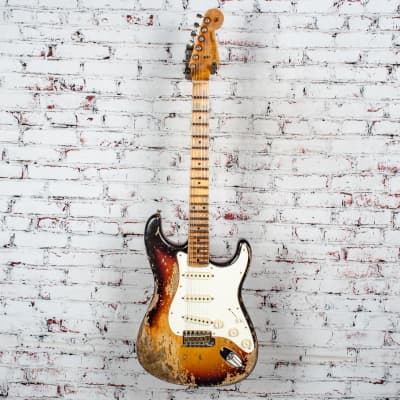 Fender - B2 Custom Shop Limited Edition - Red Hot Stratocaster® Electric Guitar - Maple Fingerboard - Super Heavy Relic - Faded Chocolate 3-Tone Sunburst - w/ Custom Shop Brown Hardshell Case - x9485 image 2
