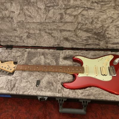 Fender Deluxe Stratocaster HSS; Pau Ferro Fretboard; Candy Apple Red; Fender Deluxe Molded Case image 7