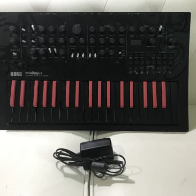 Korg Minilogue Bass 37-Key 4-Voice Polyphonic Synthesizer 2022 - Present - Black
