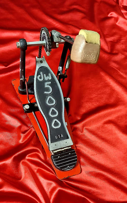 DW 5000 single bass drum pedal !! 100 or best offer !! Reverb