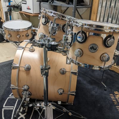 DW  Collectors Series Custom Maple 4-piece Shell and Snare  - Natural image 7