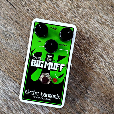NANO BIG MUFF DISTORTION/SUSTAINER PEDAL | Tom Lee Music