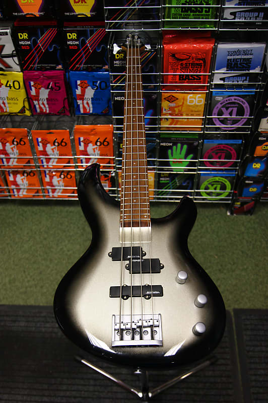 Aria Pro II Integra Series IGB50 bass guitar in Reverb UK