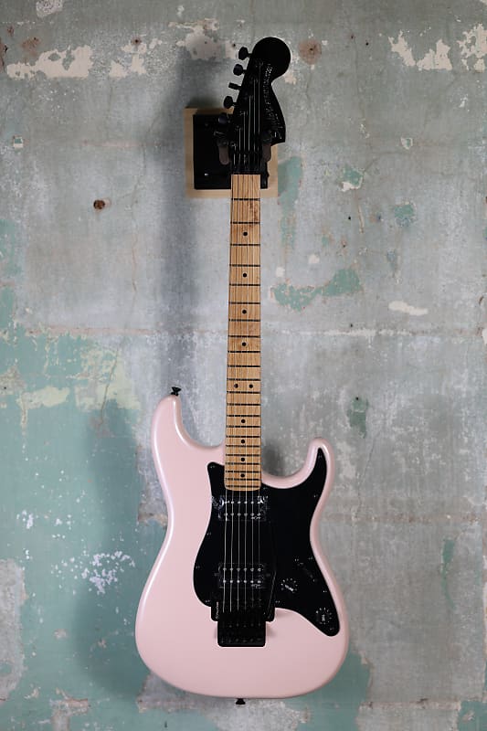 Squier contemporary stratocaster deals pink