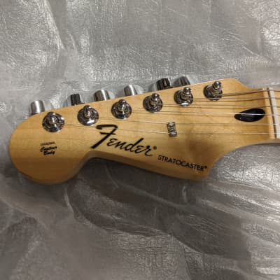 Fender LEFTY Stratocaster Black/Maple Neck image 5