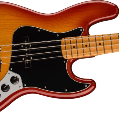 Fender Player Plus Jazz Electric Bass Maple Fingerboard, Sienna Sunburst image 9