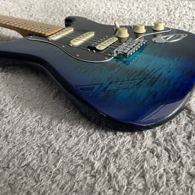 Fender Player Stratocaster HSS Plus Top 2019 Blue Burst Special Edition Guitar image 4