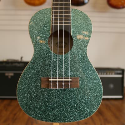ALA MOANA] ALA MOANA Ukulele Stringed instrument UK-2500