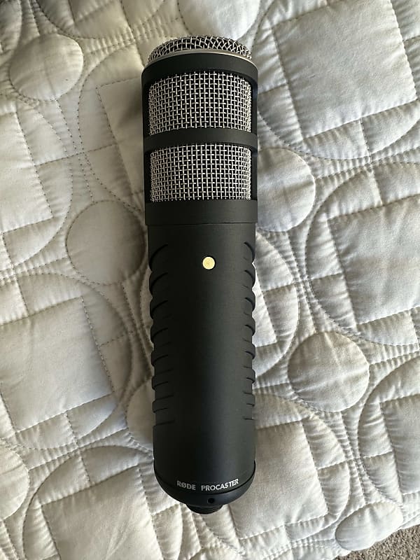 RODE Procaster Cardioid Dynamic Broadcast Microphone | Reverb