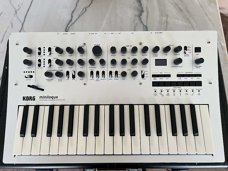 Korg Minilogue 4-voice Analog Polyphonic Synthesizer | Reverb Canada