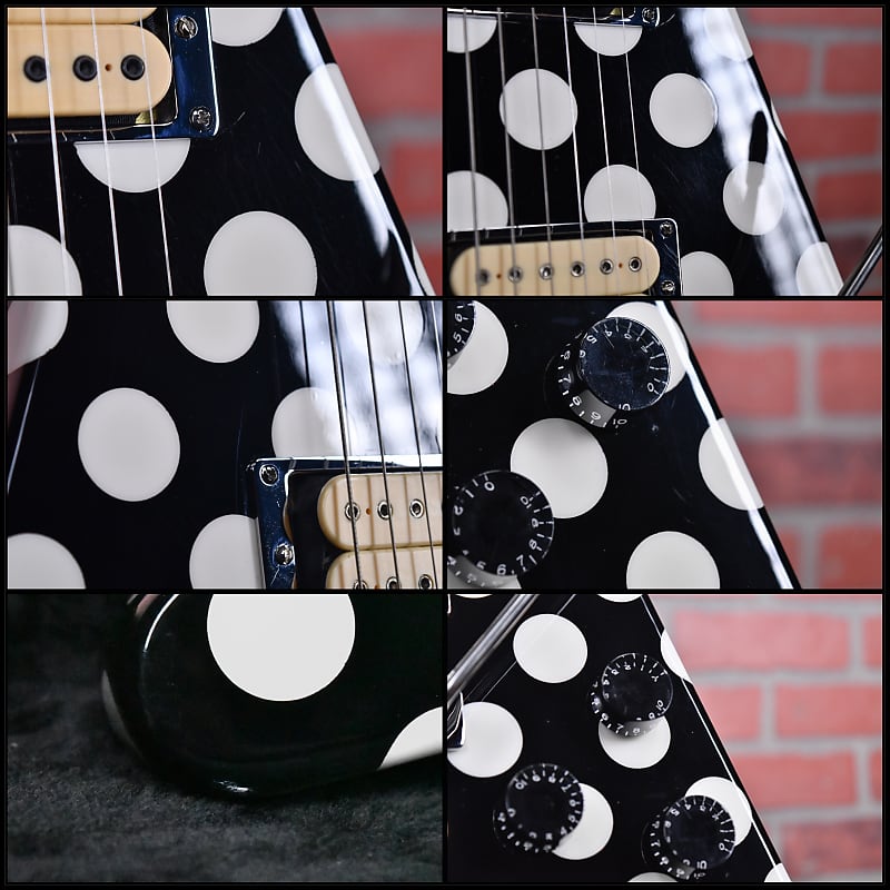 Jackson USA Randy Rhoads Tribute Flying V Black With White Jackson USA Randy Rhoads Tribute Flying V Black With White