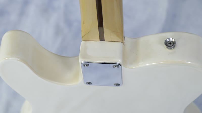 Fender Mexico Squier Series Standard Telecaster Olympic Fender Mexico Squier Series Standard Telecaster Olympic