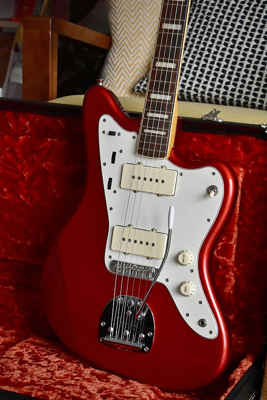2009 Fender Japan JM66B '66 Reissue Jazzmaster Candy Apple