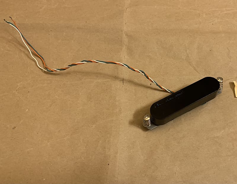 フェンダー Lace Sensor ブルー USA Fender Lace Sensor Blue & White Pickup - Evolution Music