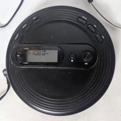 ONN Model ONB15AV201 Personal Portable CD Player with FM Radio, Headphones image 2