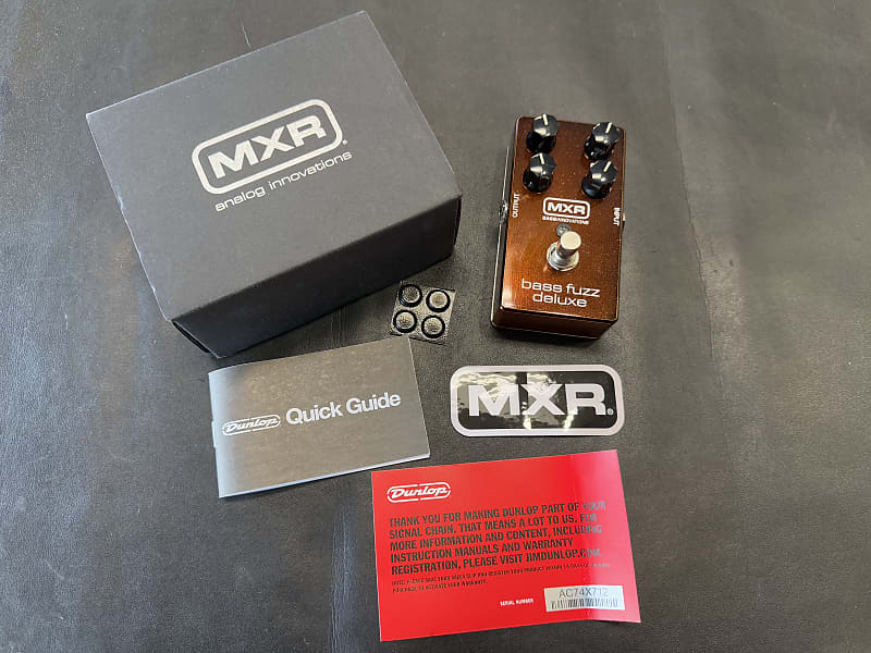 MXR M84 Bass Fuzz Deluxe